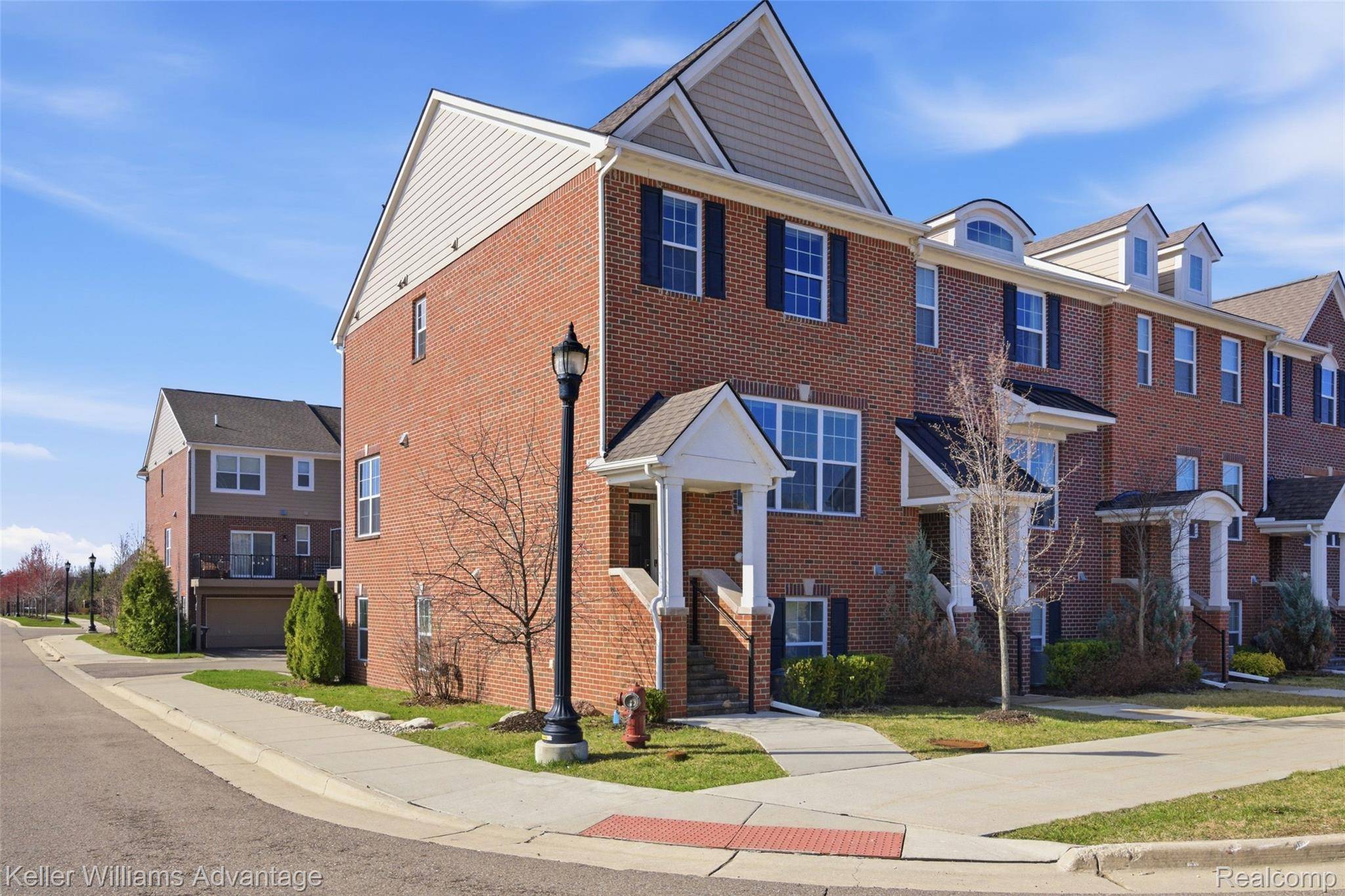 47701 Hillcrest DR, Northville Township, MI 48168