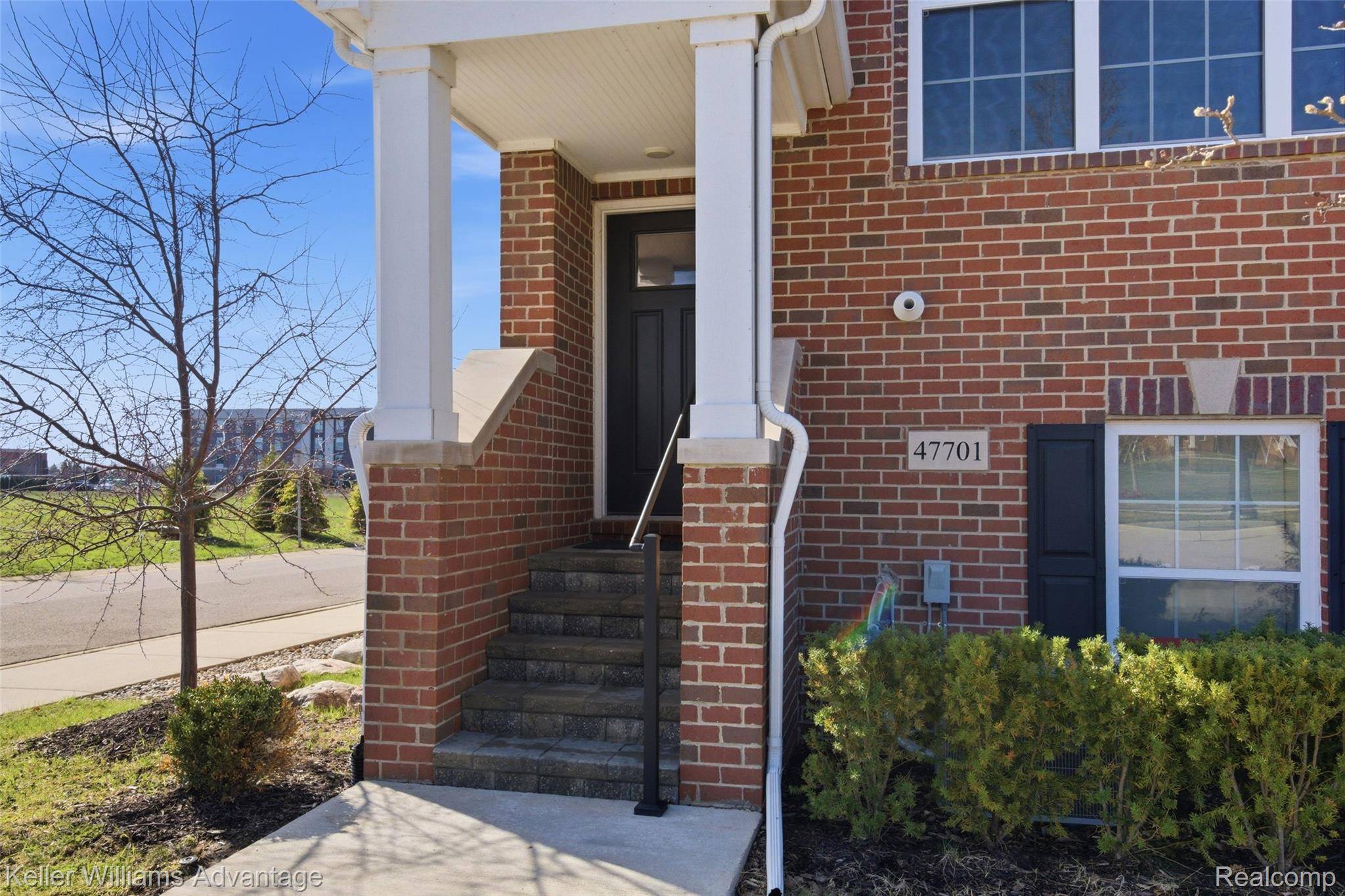 47701 Hillcrest DR, Northville Township, MI 48168