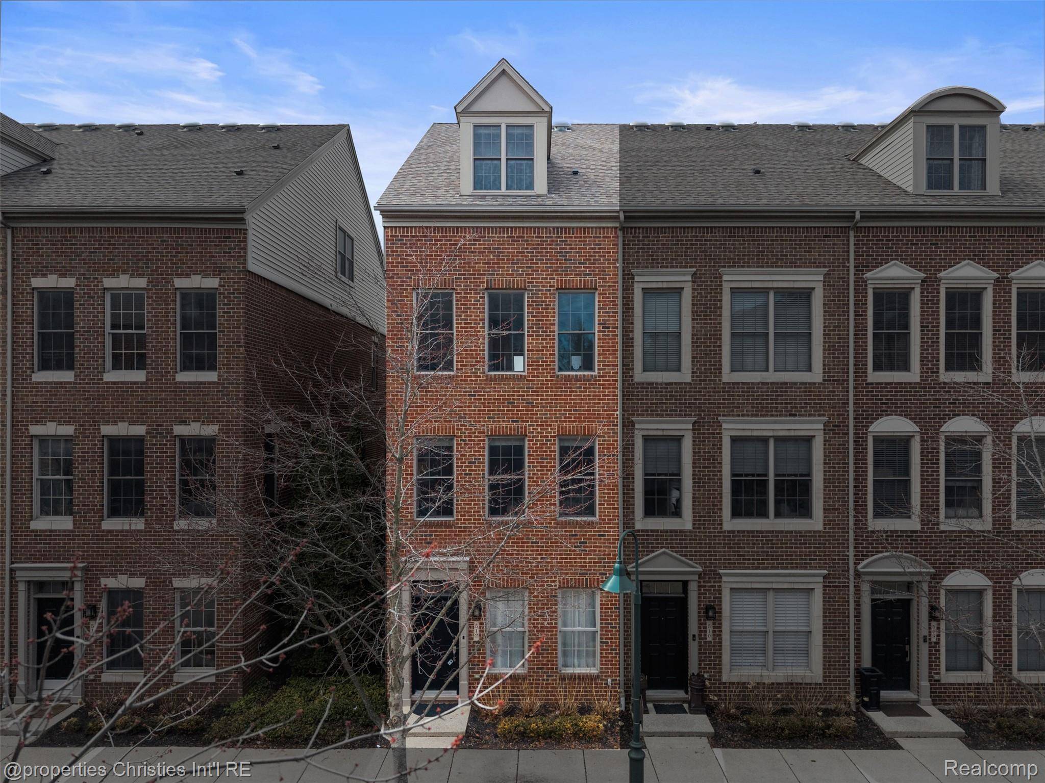 512 Graten ST, Birmingham, MI 48009