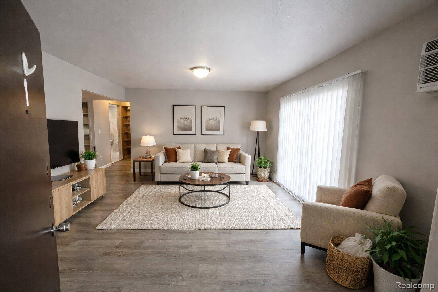 5690 Pardee AVE #1, Dearborn Heights, MI 48125