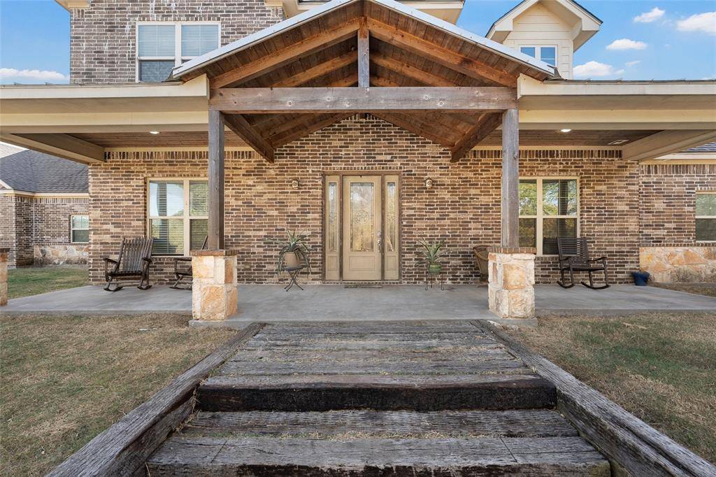 2370 Garrett Lane, China Spring, TX 76633