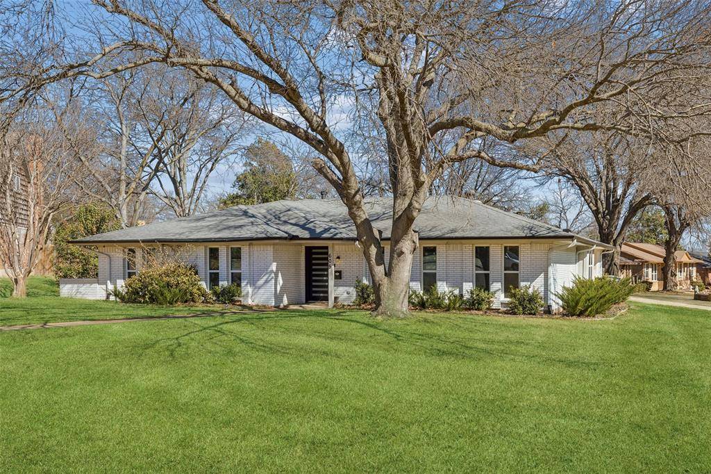 605 Meadow Heath Circle, Dallas, TX 75232