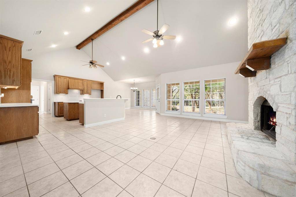 1919 Bend Of The Bosque Road, China Spring, TX 76633