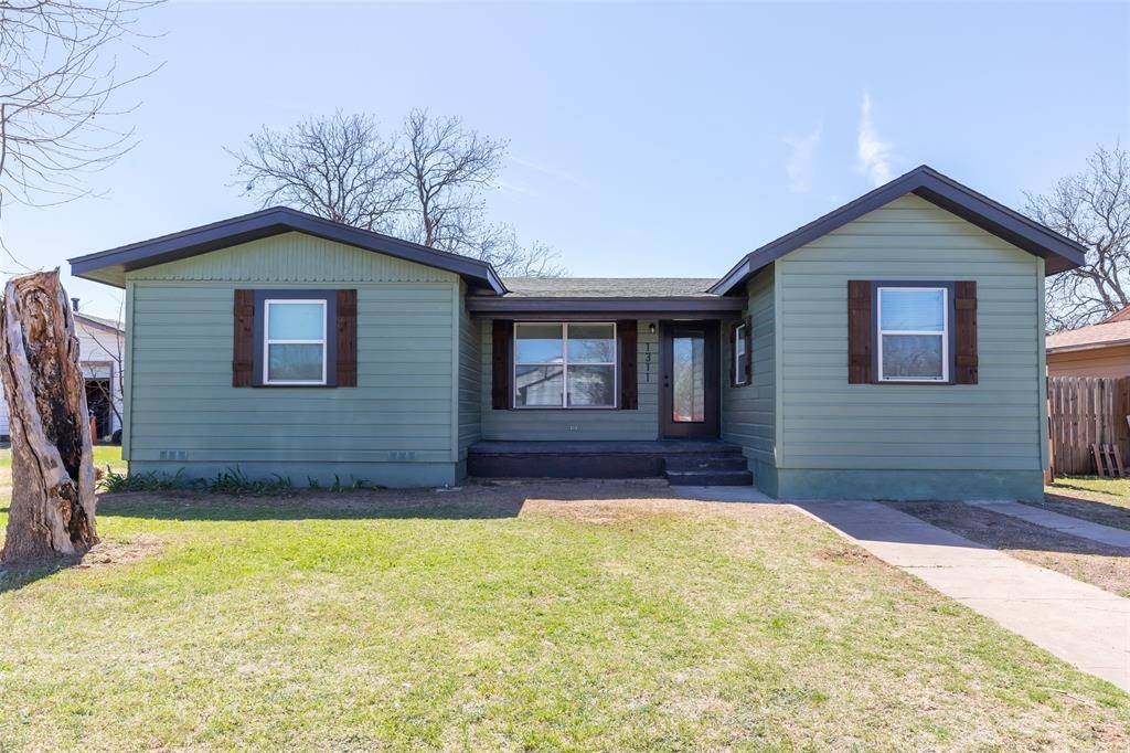 1311 Westover Drive, Anson, TX 79501