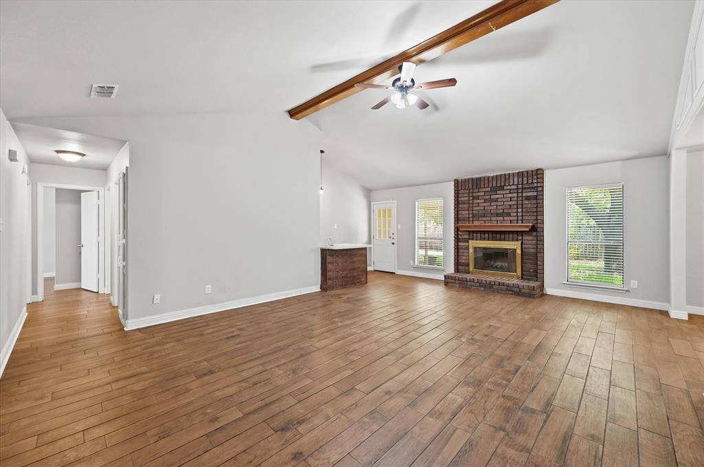 6201 Minuteman Lane, Arlington, TX 76002