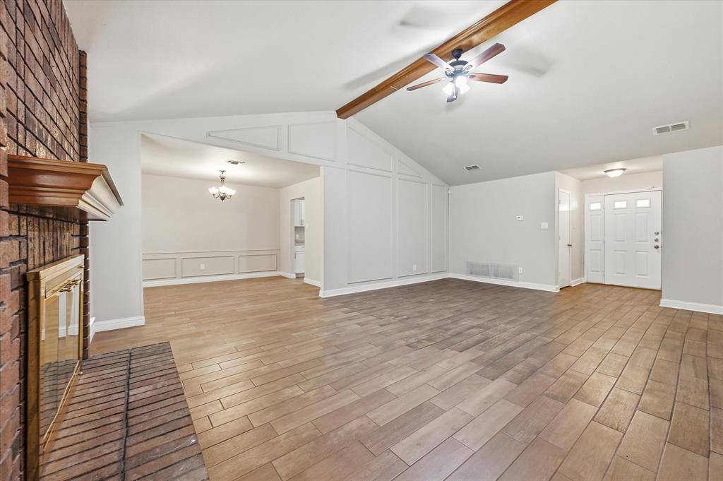 6201 Minuteman Lane, Arlington, TX 76002