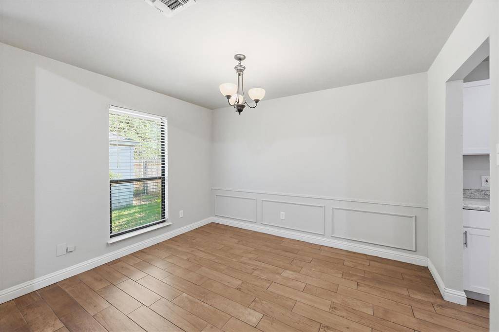 6201 Minuteman Lane, Arlington, TX 76002