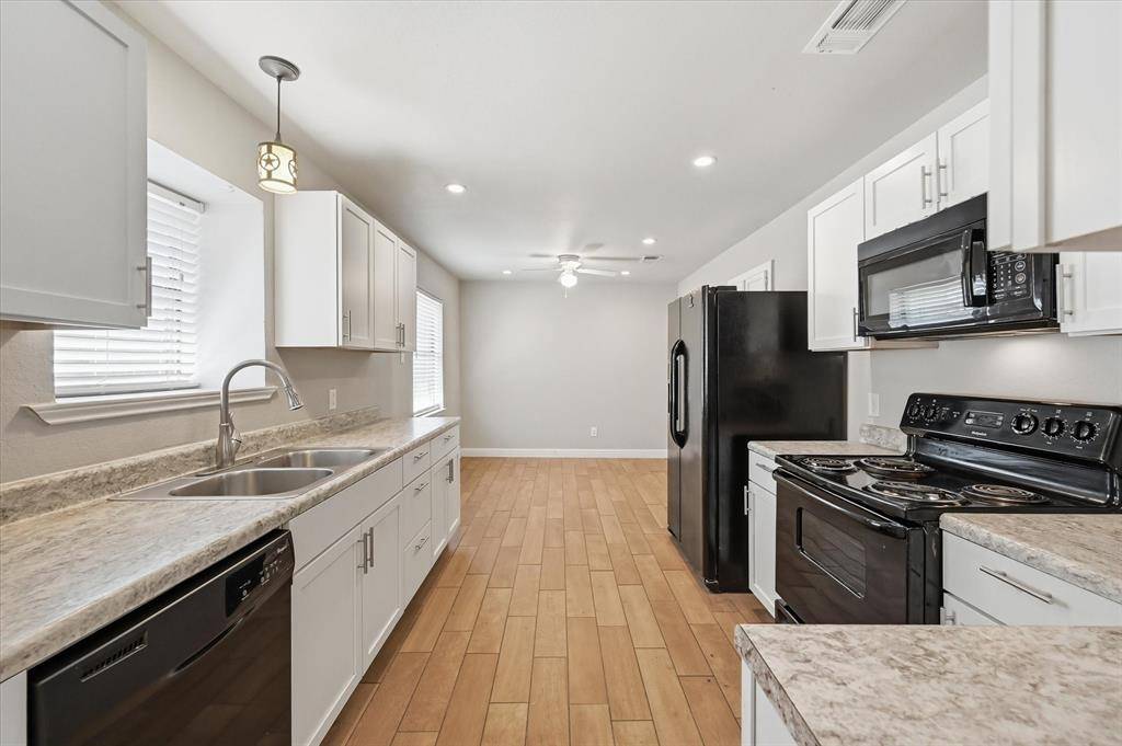 6201 Minuteman Lane, Arlington, TX 76002