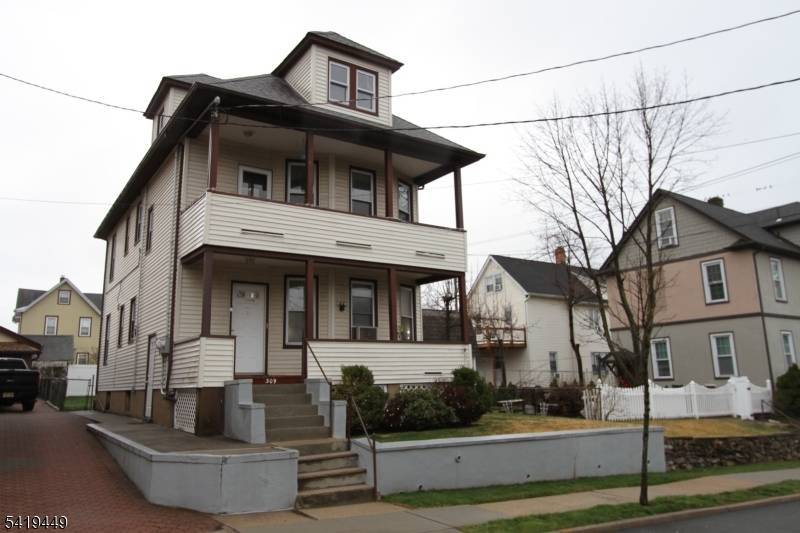 309 Monroe St, Carlstadt Boro, NJ 07072