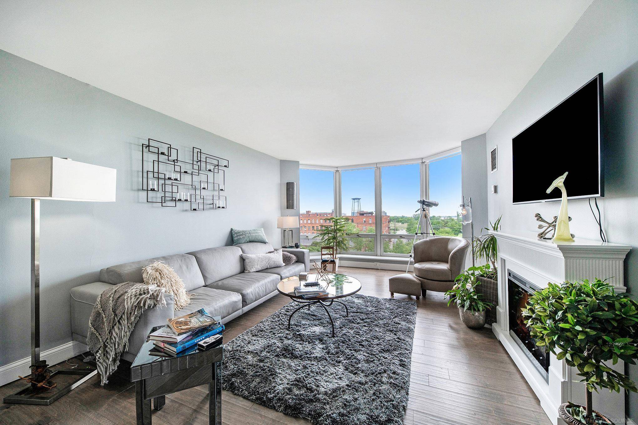 250 E Harbortown DR, Detroit, MI 48207