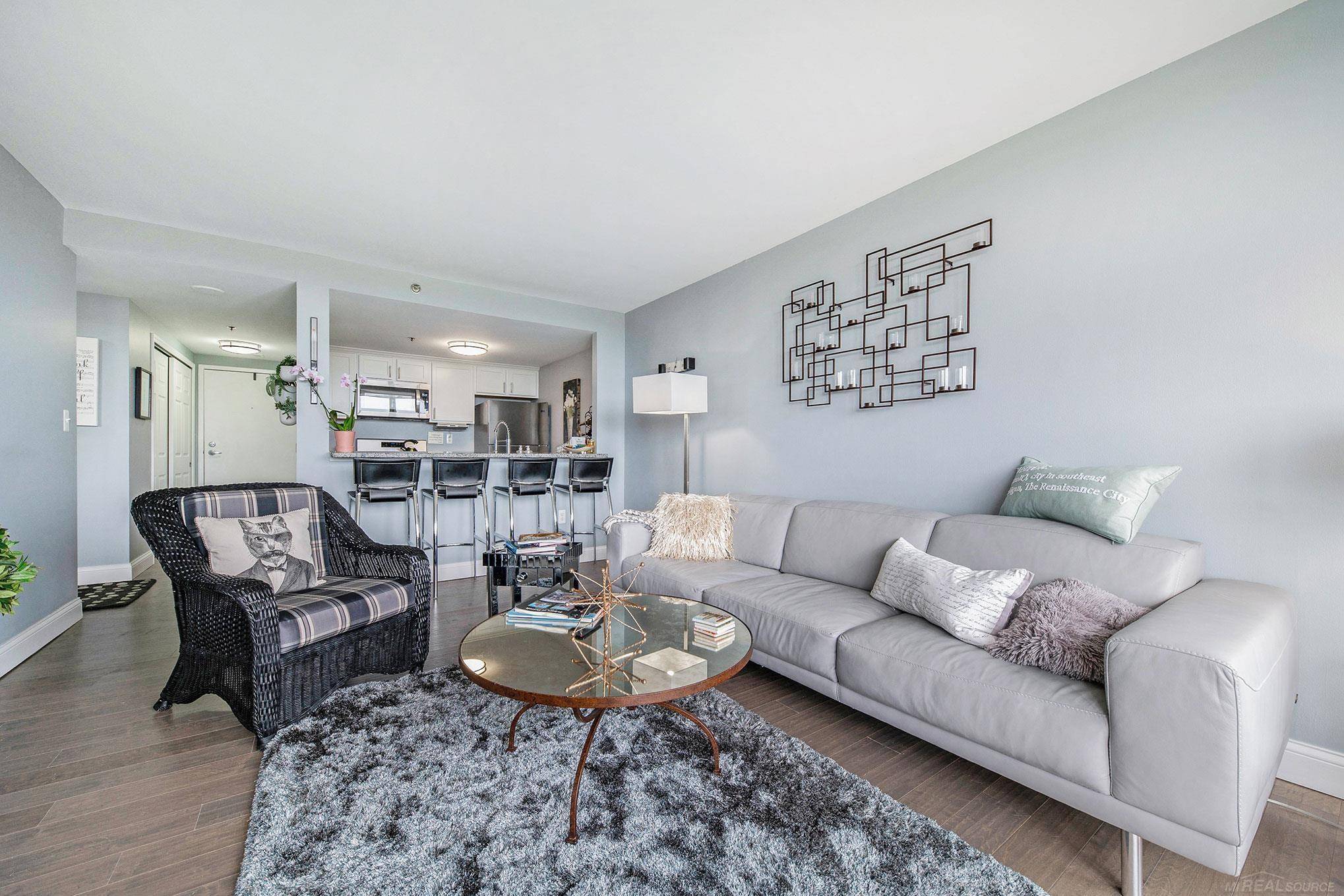 250 E Harbortown DR, Detroit, MI 48207