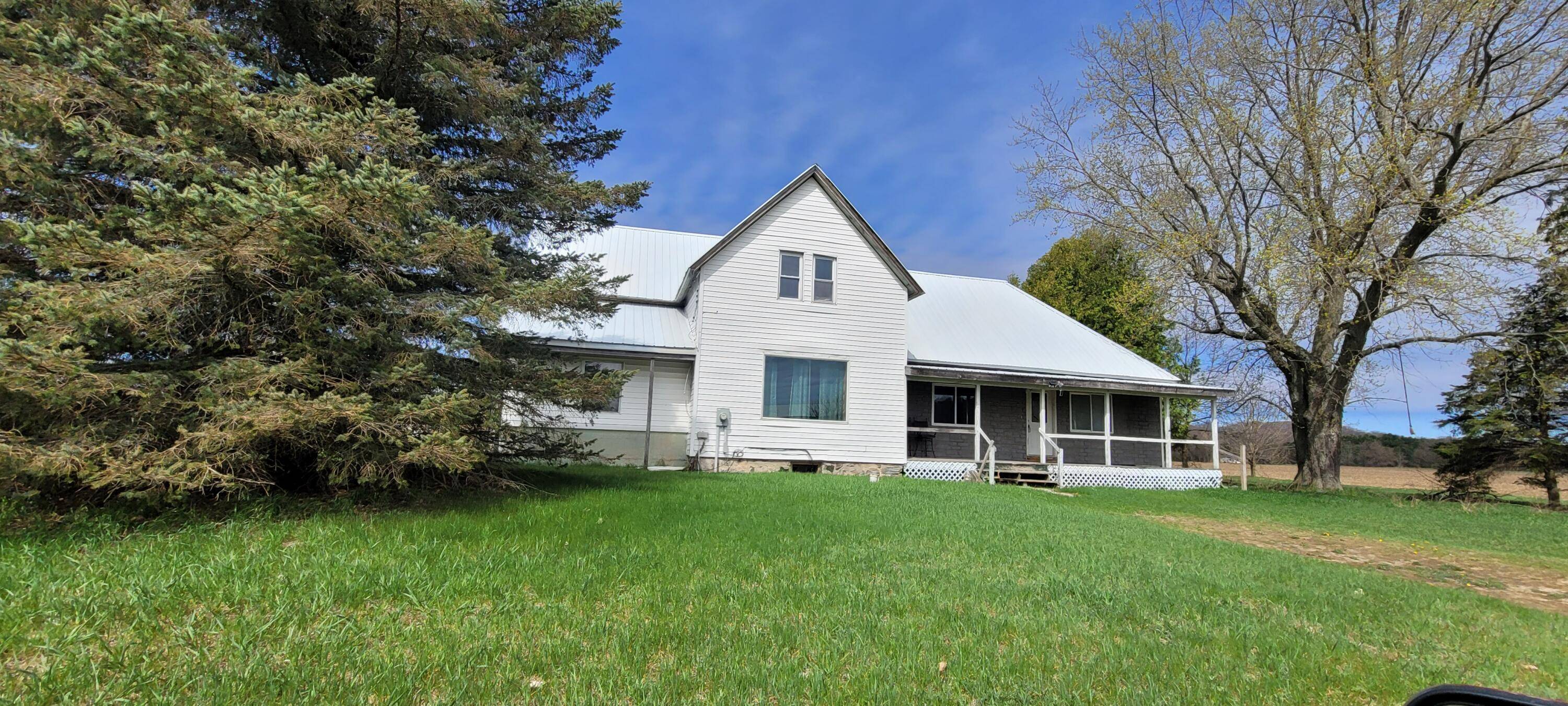 5248 W Shelby RD, Benona Twp, MI 49455