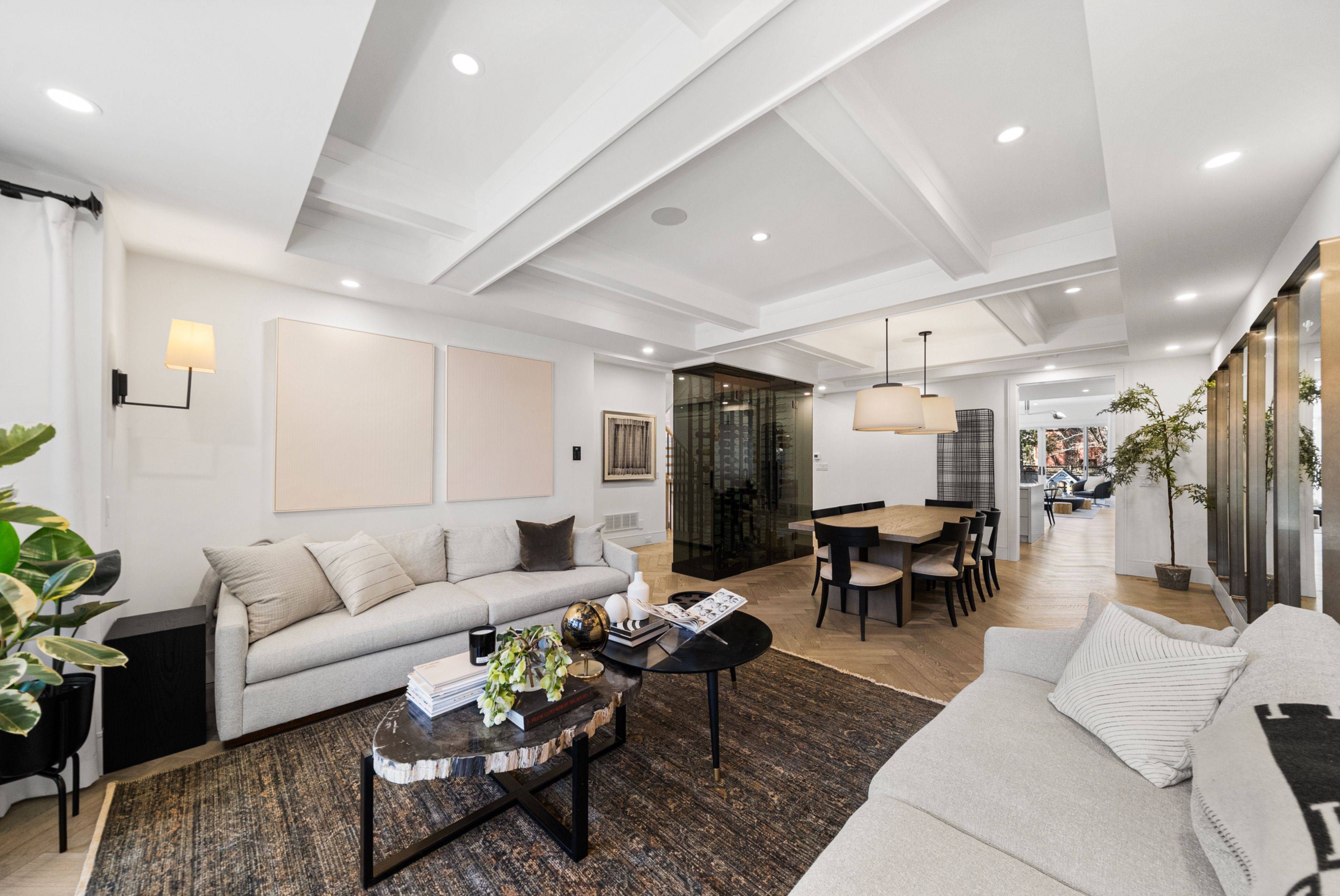 94 Binscarth RD, Toronto C09, ON M4W 1Y4