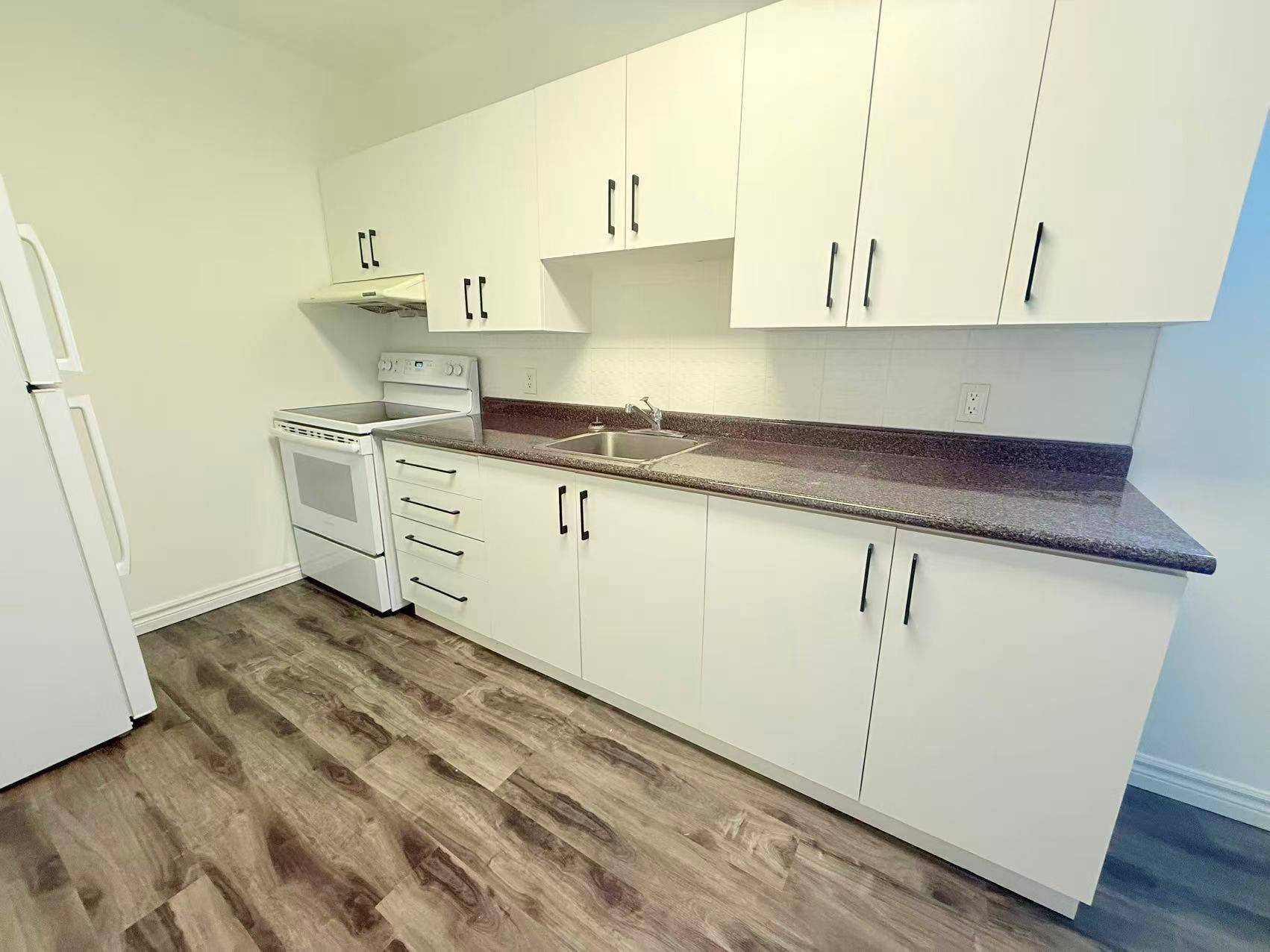 373 Broadview AVE #2, Toronto E01, ON M4K 2M7