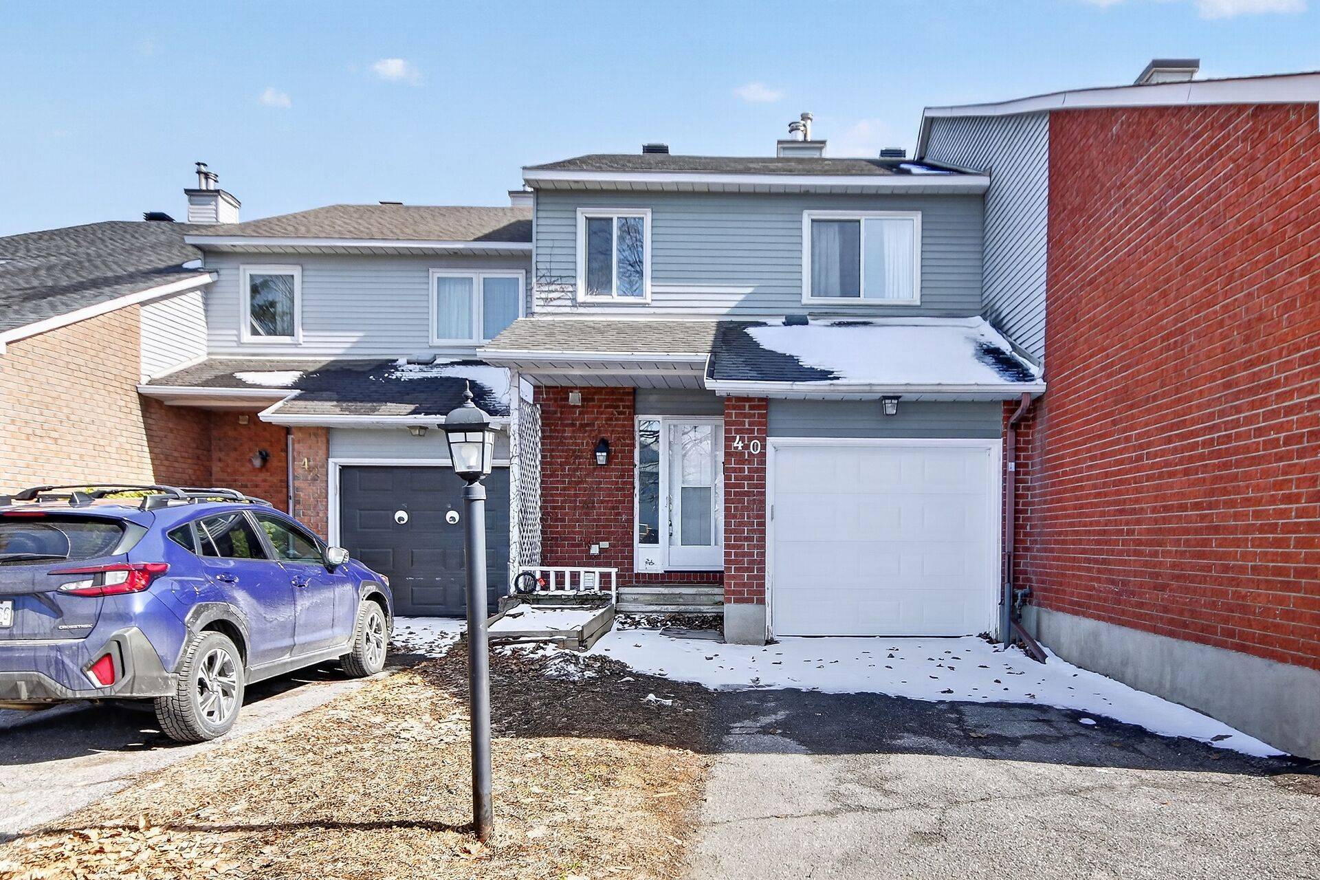 40 Bridgewater TER, Barrhaven, ON K2J 3H2
