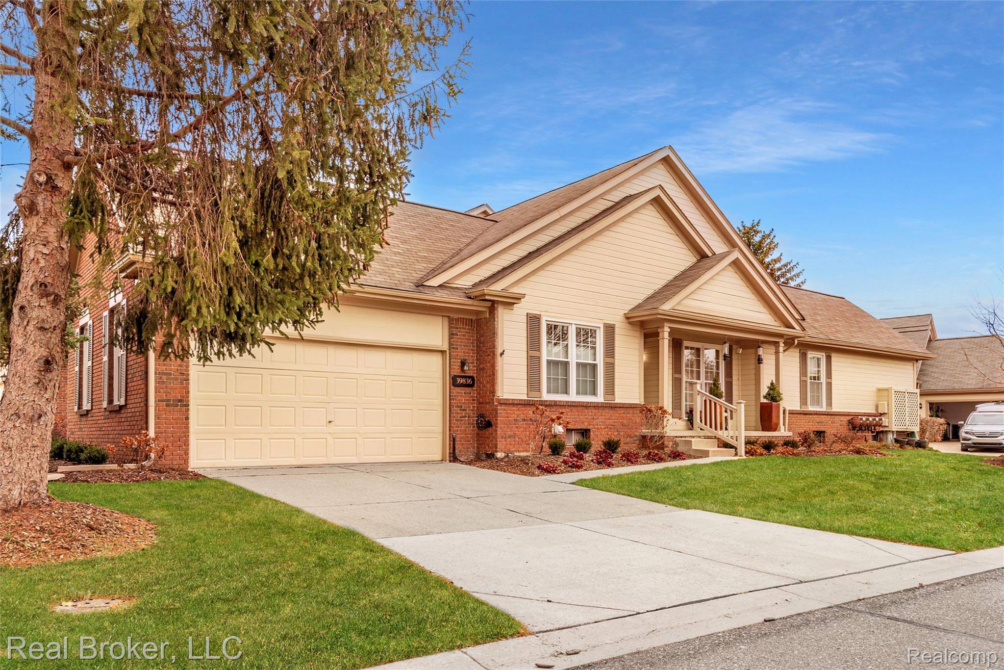 39836 Eagle Trace DR, Northvilletownship_wayne, MI 48168