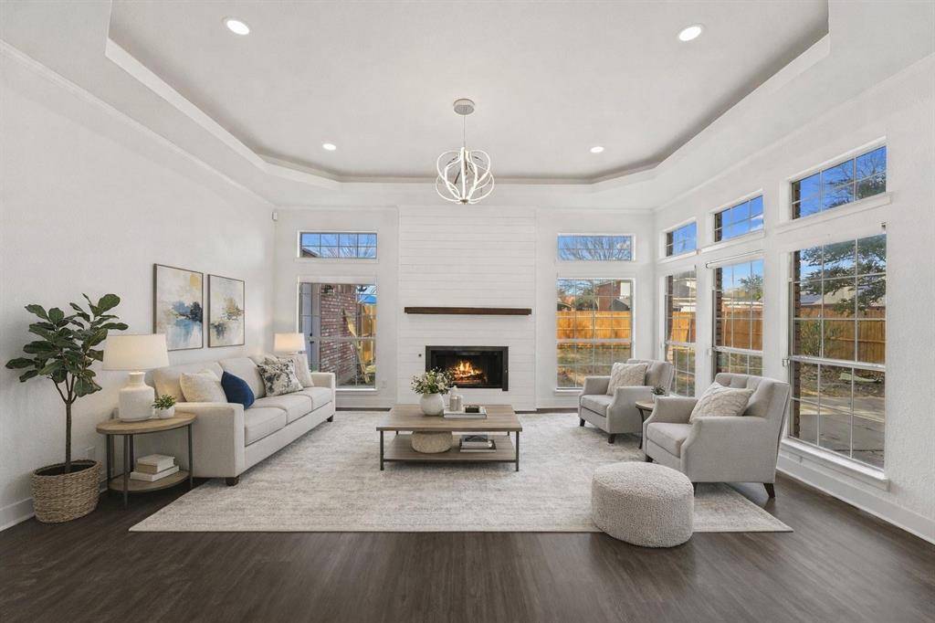 2912 Olympia Drive, Grand Prairie, TX 75052