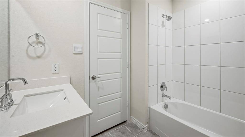 403 Flintlock Road, Caddo Mills, TX 75135