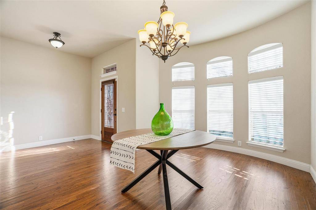 1926 Lindentree Drive, Weatherford, TX 76086