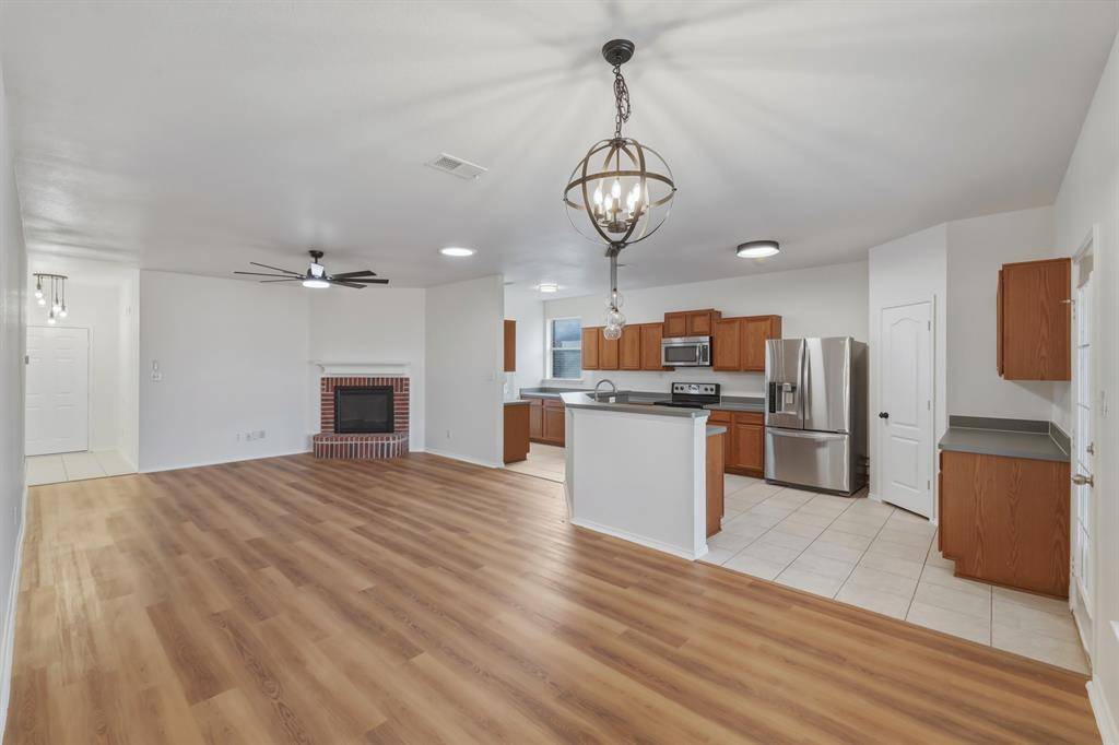 13509 Ponderosa Ranch Road, Fort Worth, TX 76262