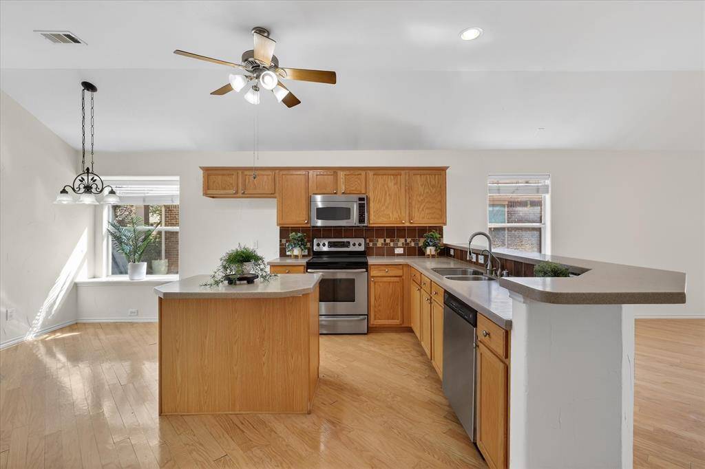 3408 Corral Creek Drive, Mckinney, TX 75070