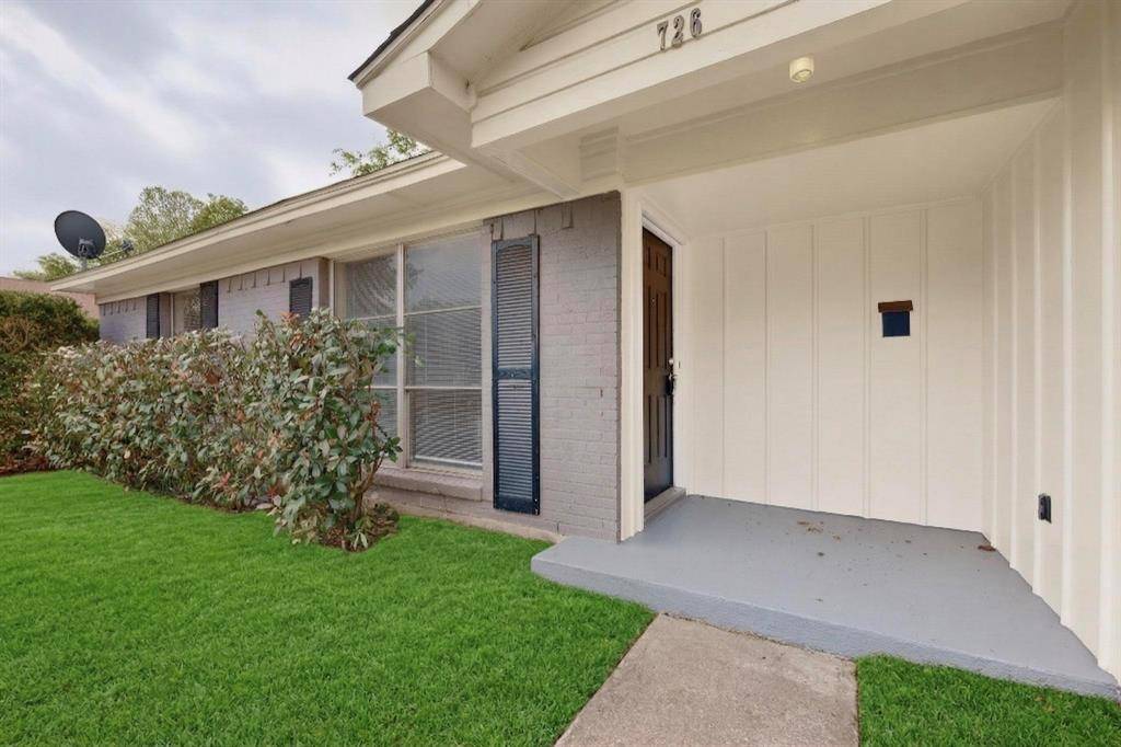 726 Jadewood Drive, Dallas, TX 75232
