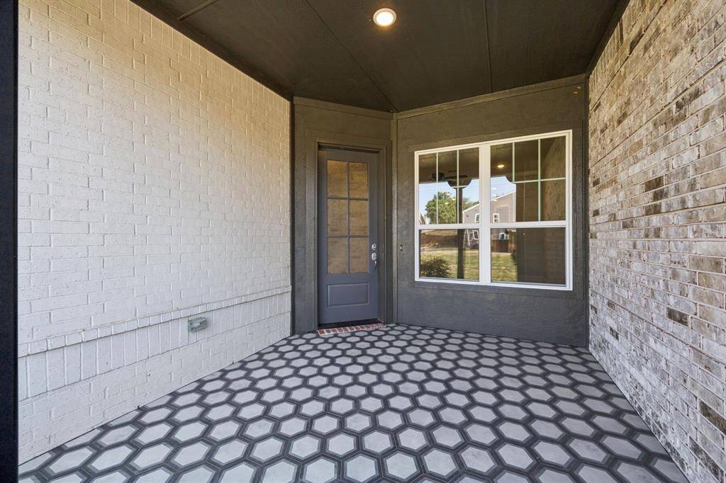 305 Sunset Lane #102, Fort Worth, TX 76114