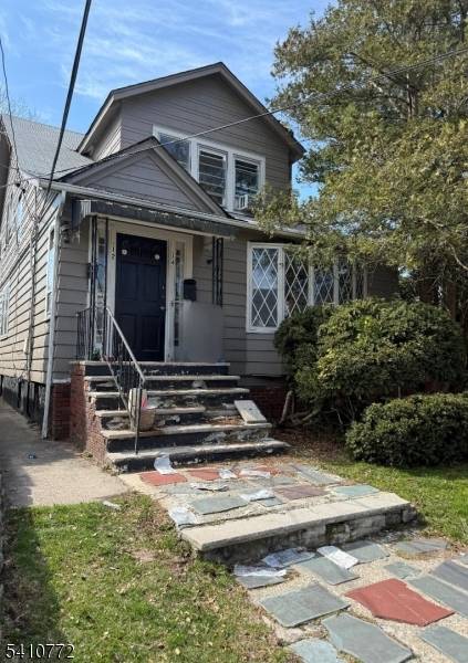 12-14 Hillcrest Rd, Maplewood Twp., NJ 07040