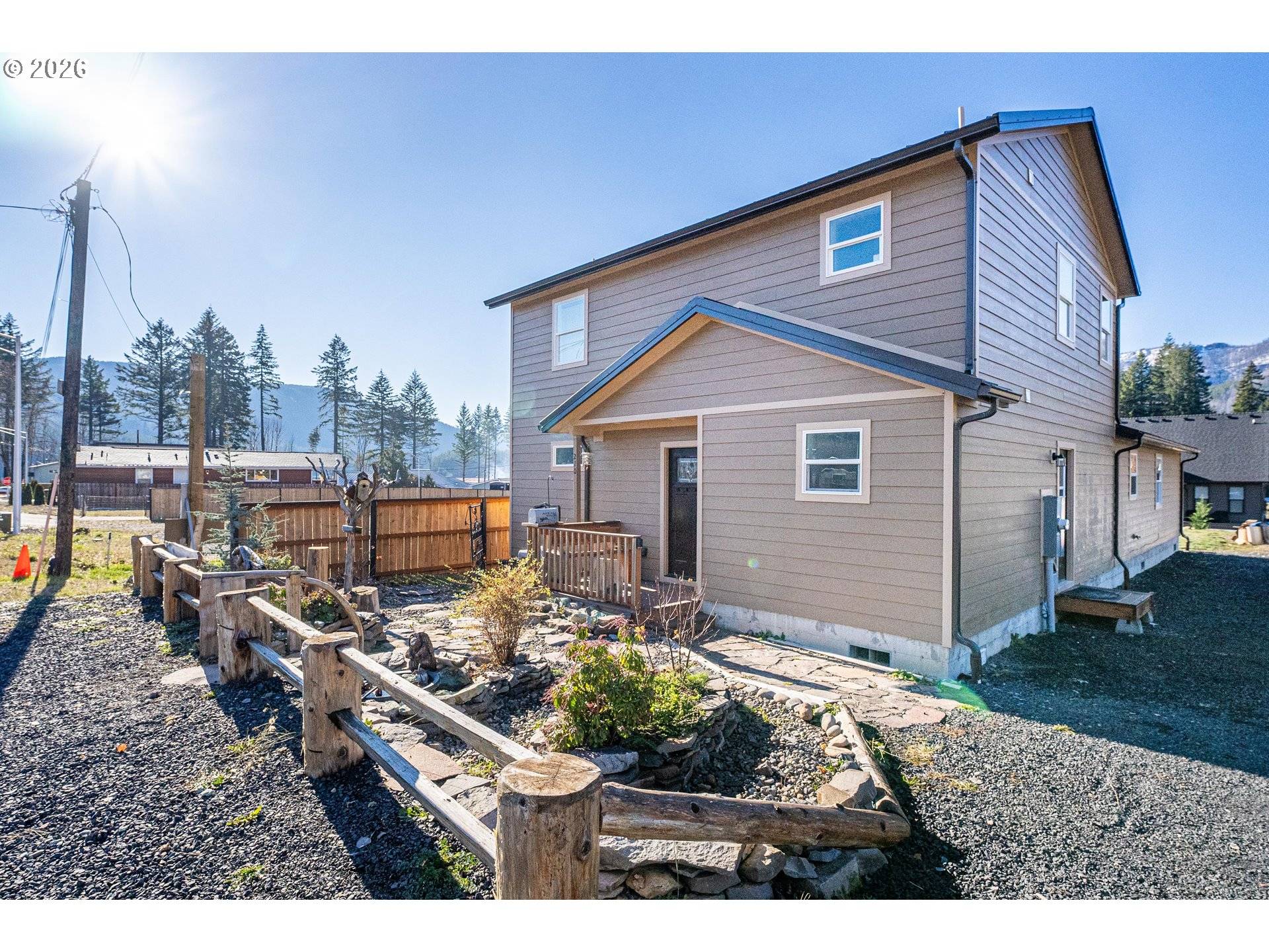 210 S Detroit RD, Detroit, OR 97342