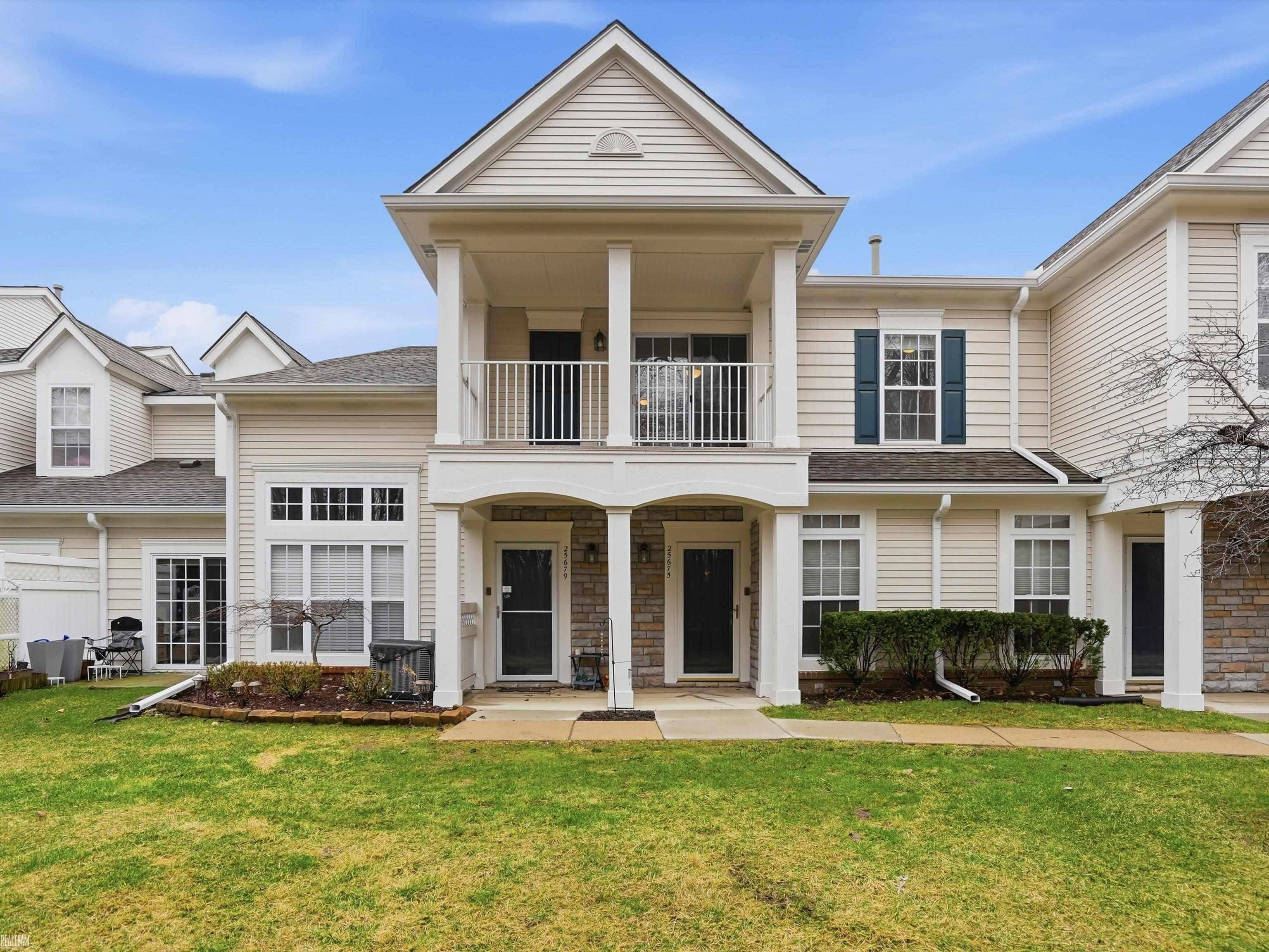 25675 N Maritime CIR, Harrison Twp, MI 48045