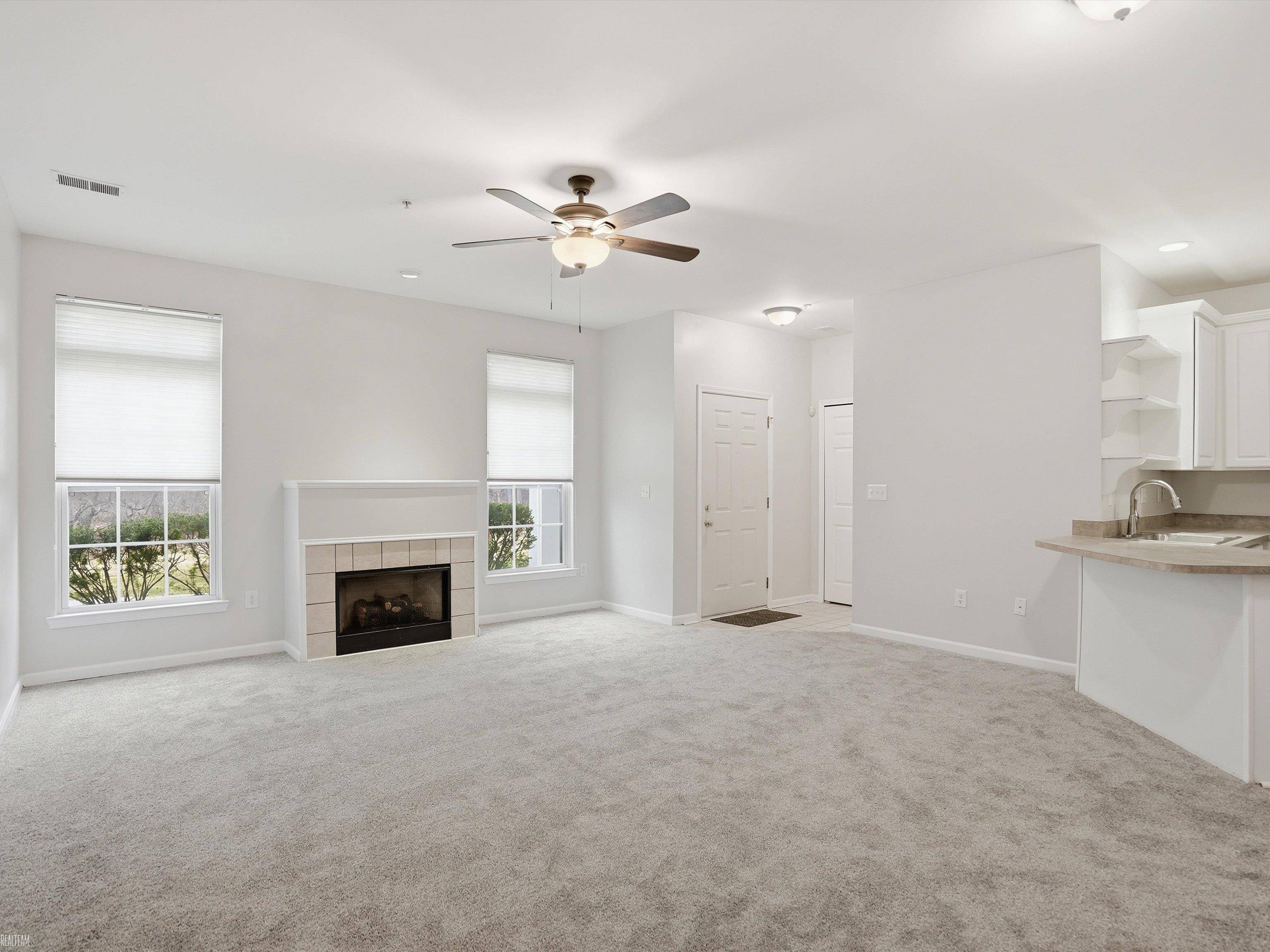 25675 N Maritime CIR, Harrisonchartertownship_macomb, MI 48045