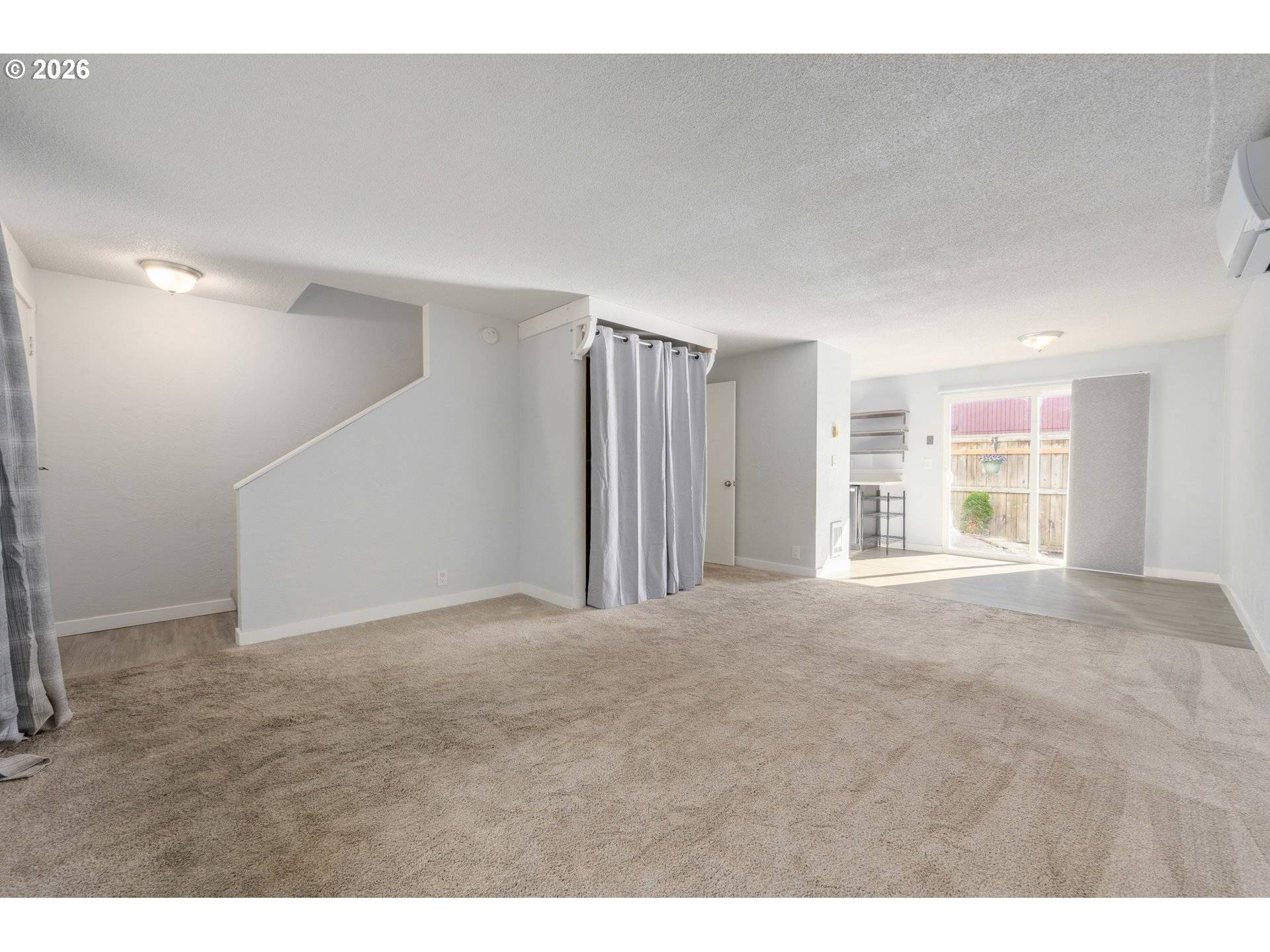 1933 W 17TH AVE #B, Eugene, OR 97402