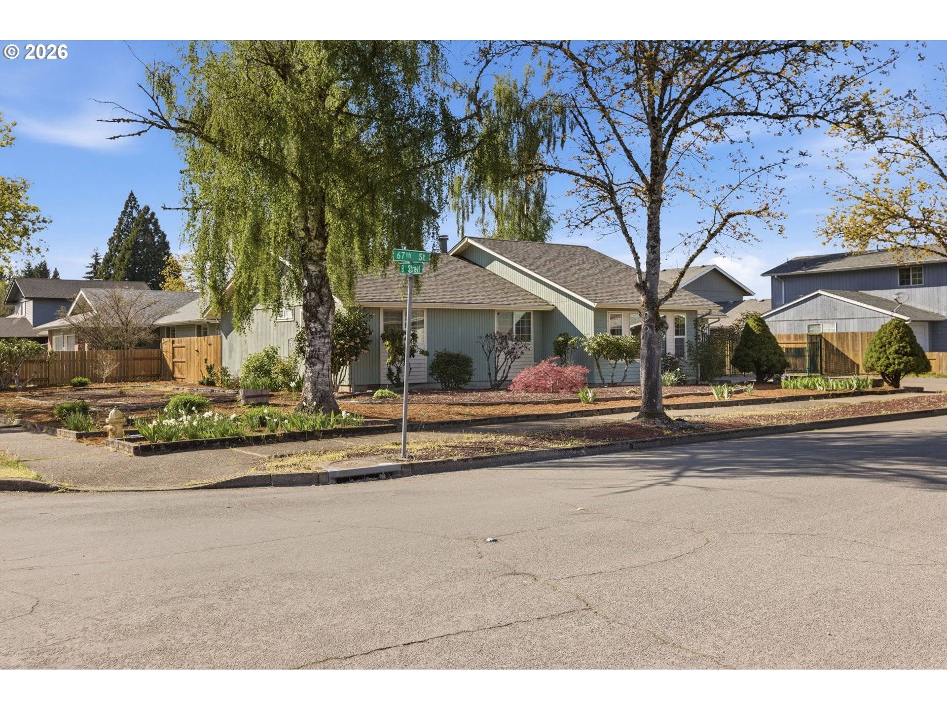 302 67TH ST, Springfield, OR 97478