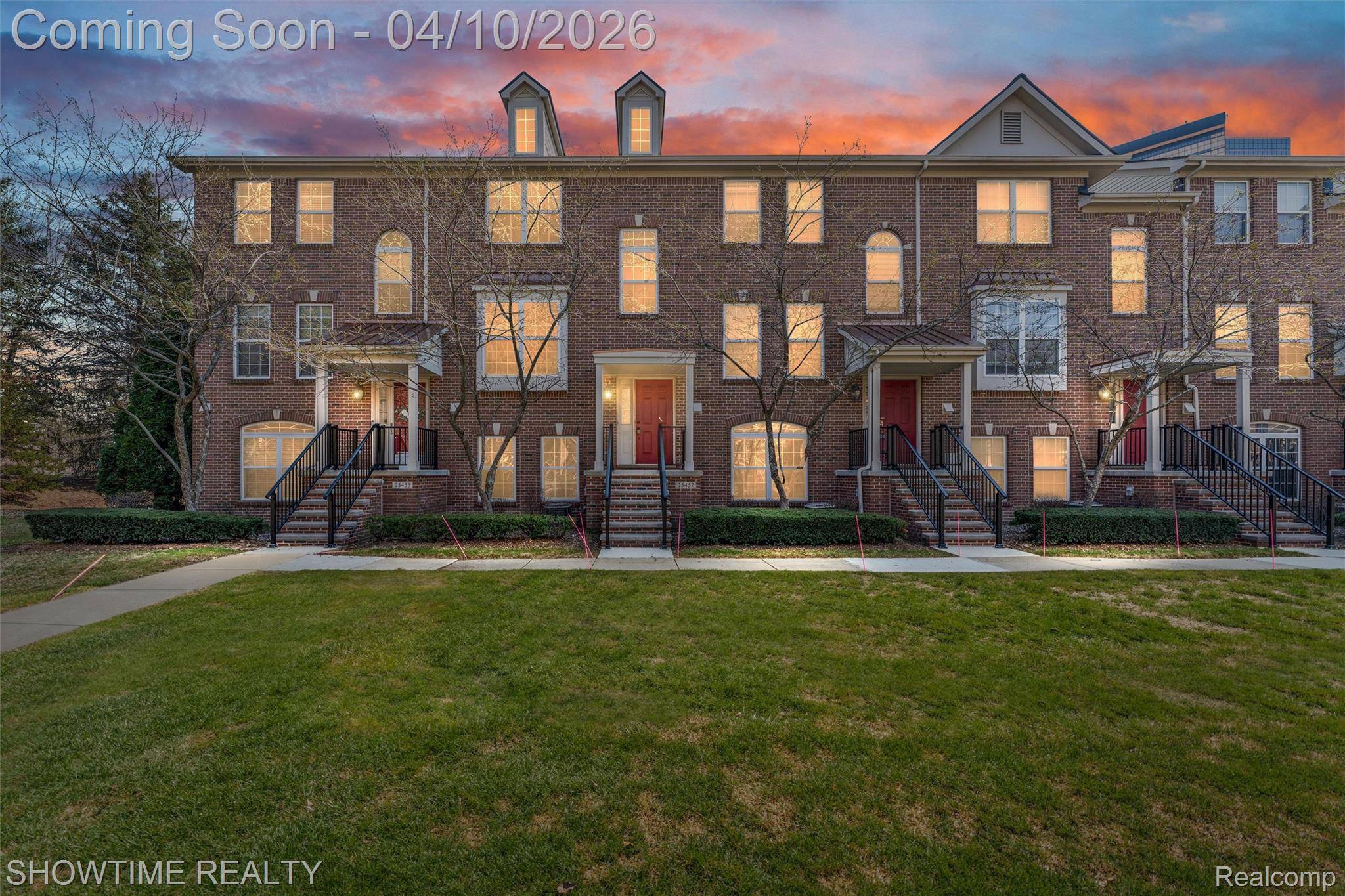 25457 Saint James, Southfield, MI 48075
