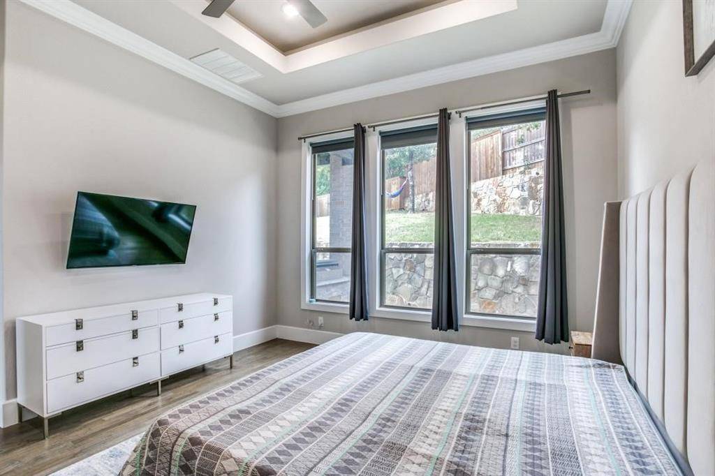 6813 Woodland Hills Drive, North Richland Hills, TX 76182