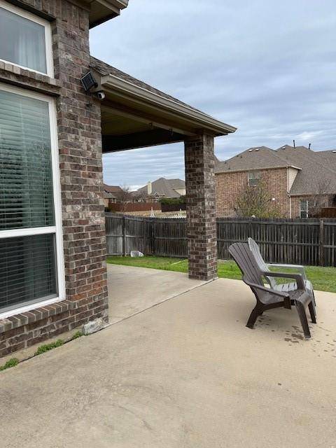 901 Sunrise Drive, Kennedale, TX 76060