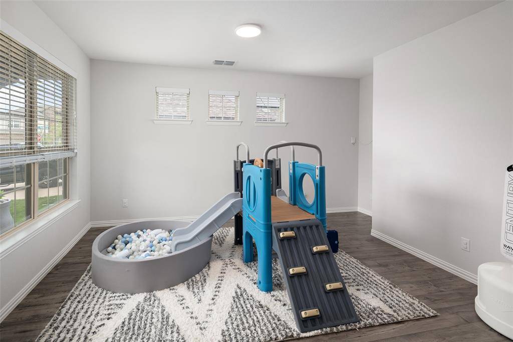 5604 Deer Run Drive, Celina, TX 75009