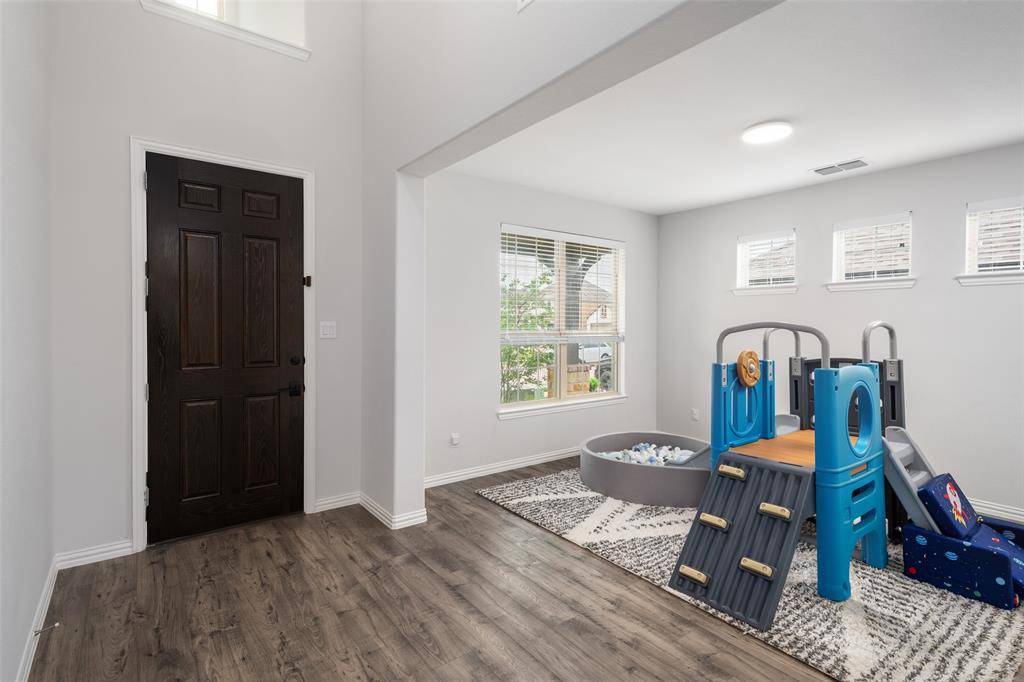 5604 Deer Run Drive, Celina, TX 75009