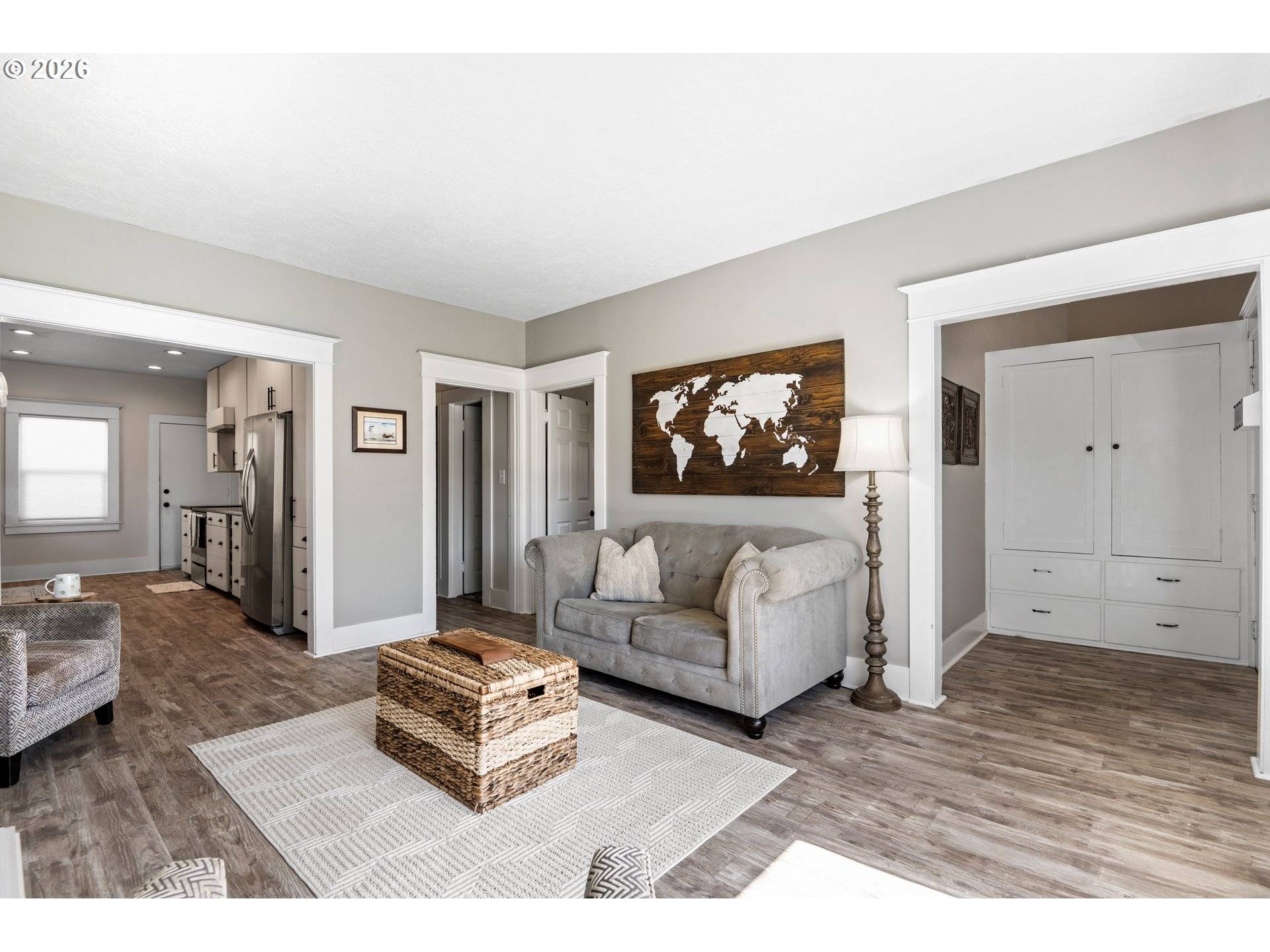 301 COLUMBIA ST, Kelso, WA 98626