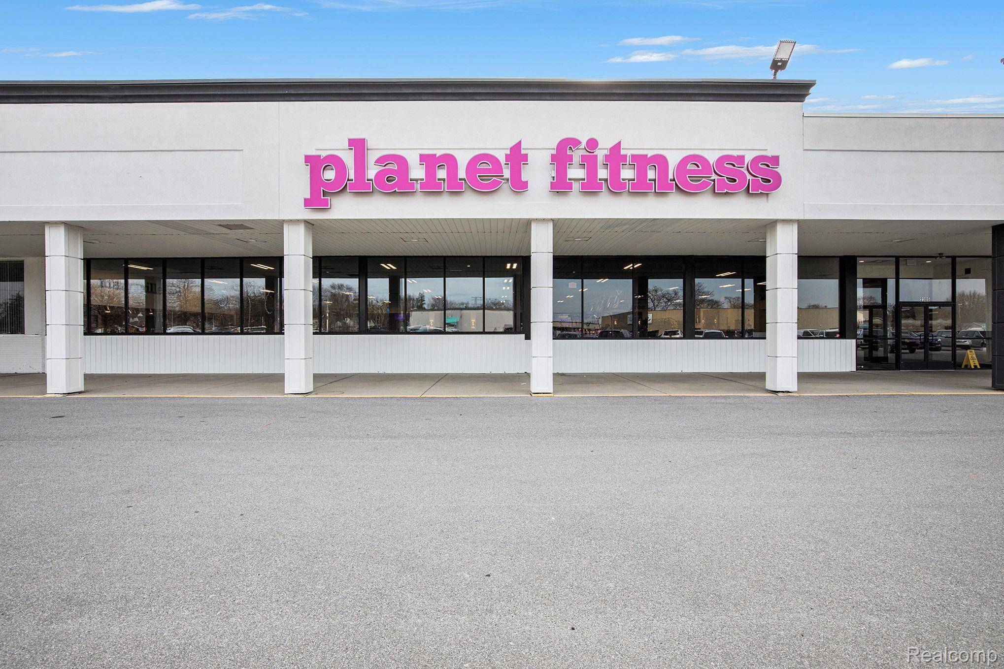 2055-2323 GRATIOT BLVD #Suite U, Marysville, MI 48040