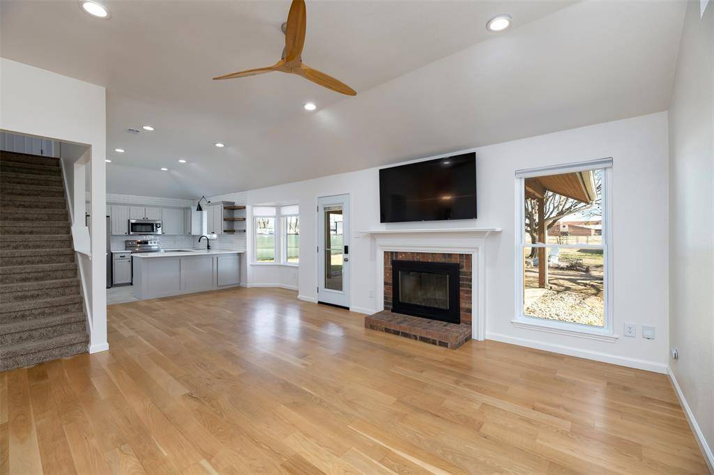 485 Ashley Lane, Roanoke, TX 76262