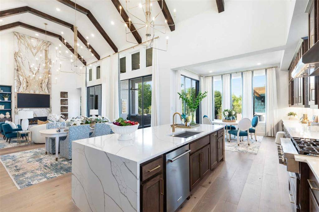 324 Bristol Valley Court, Heath, TX 75032