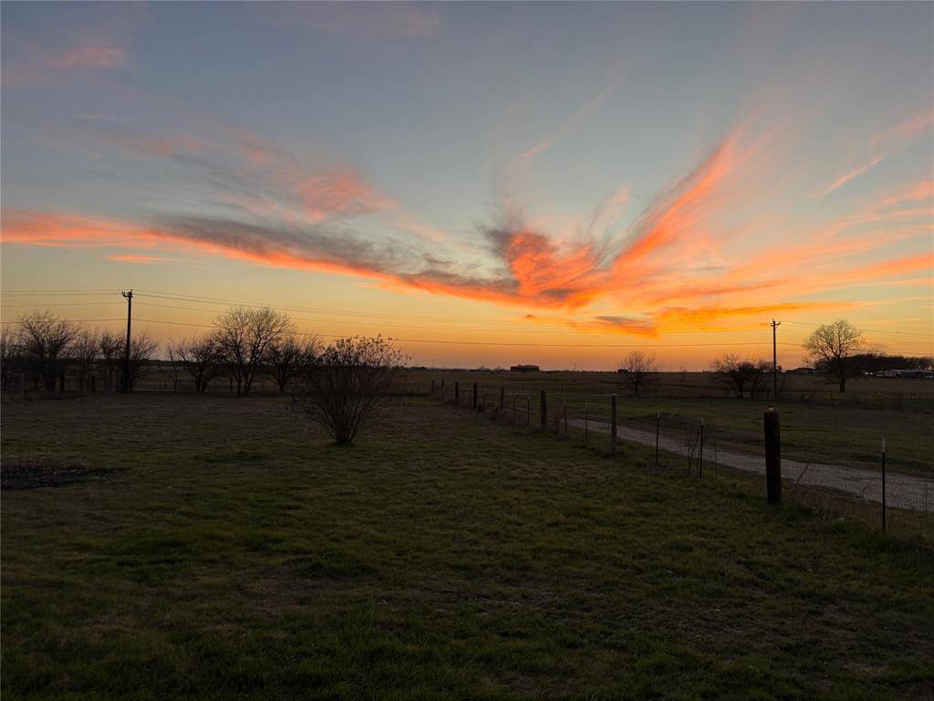 1912 Hcr 3106, Hillsboro, TX 76645