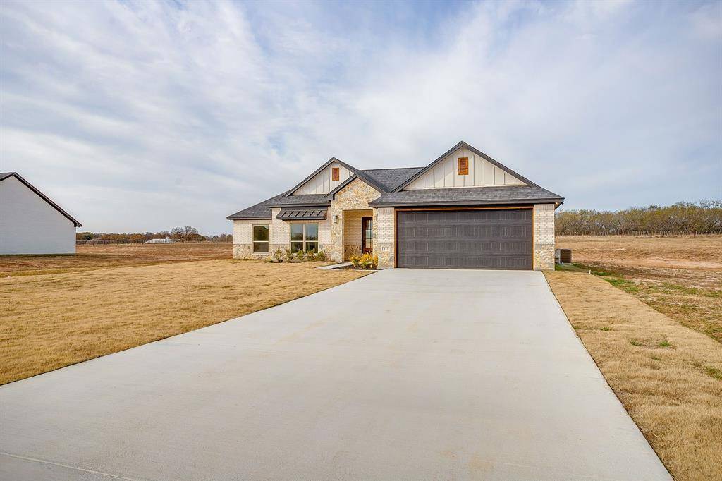 320 Rita Ridge Court, Millsap, TX 76066