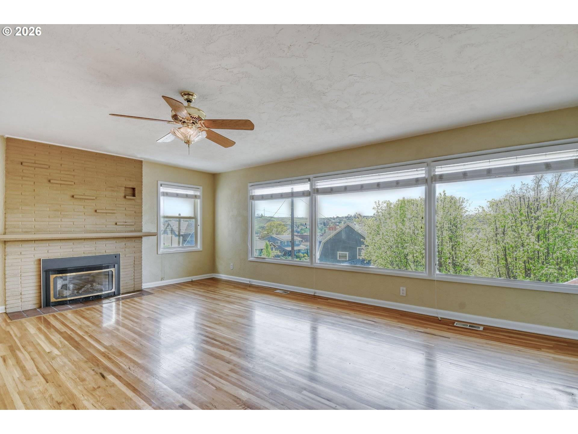 207 NW ELLIS AVE, Pendleton, OR 97801