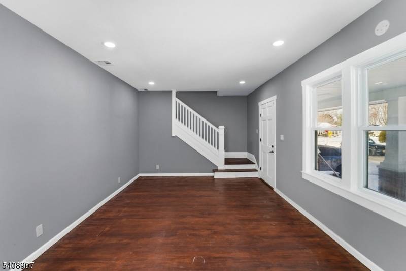 209 Vine St, Delanco Twp., NJ 08075