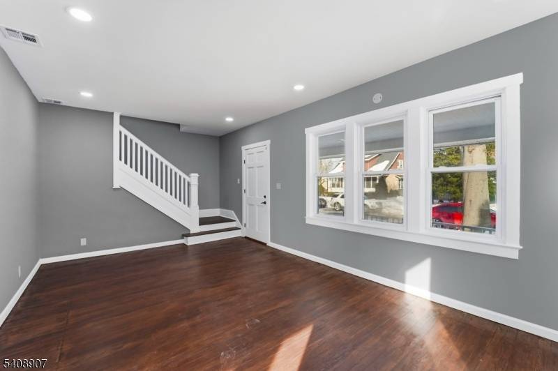 209 Vine St, Delanco Twp., NJ 08075