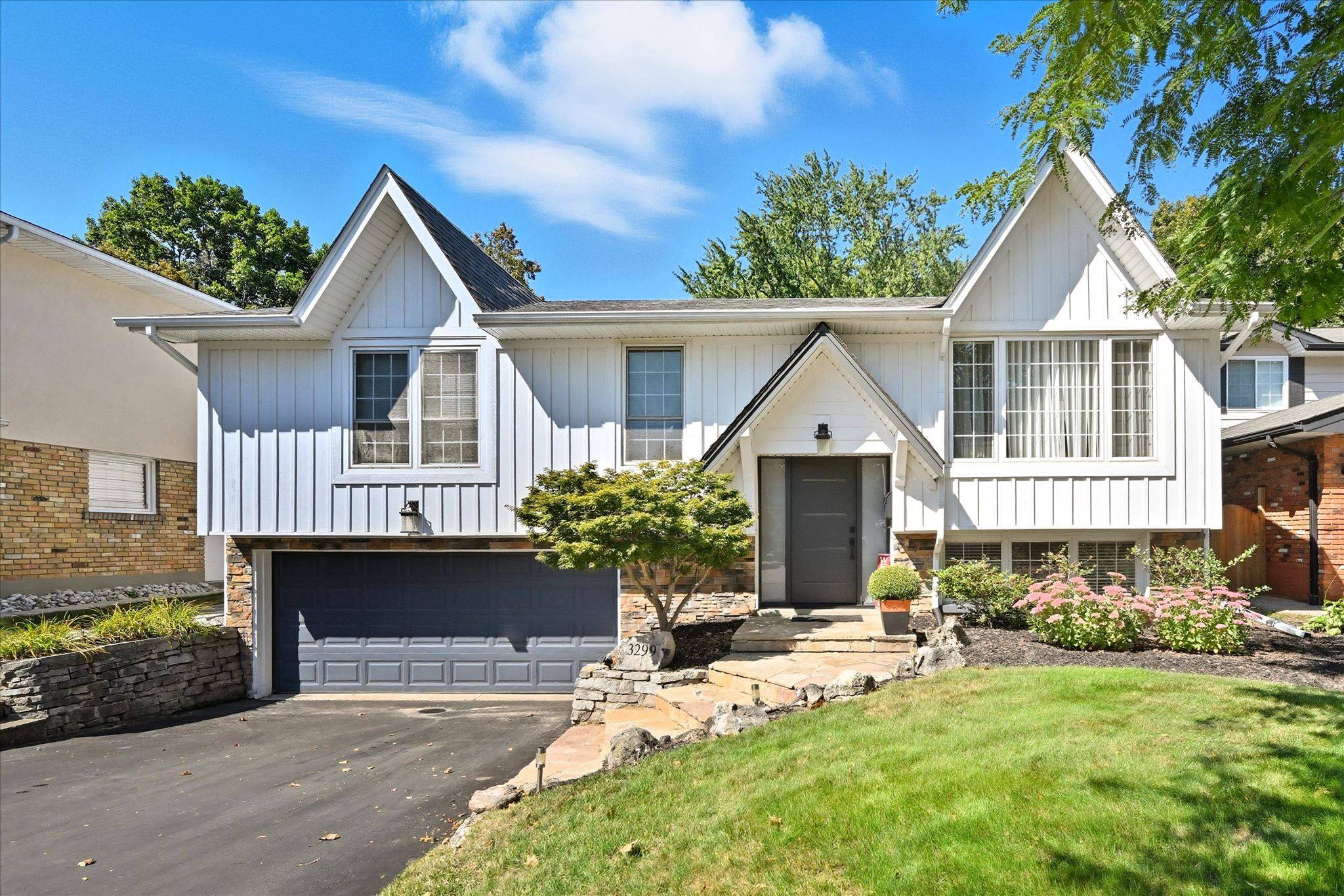 3299 Spruce AVE, Burlington, ON L7N 1J5