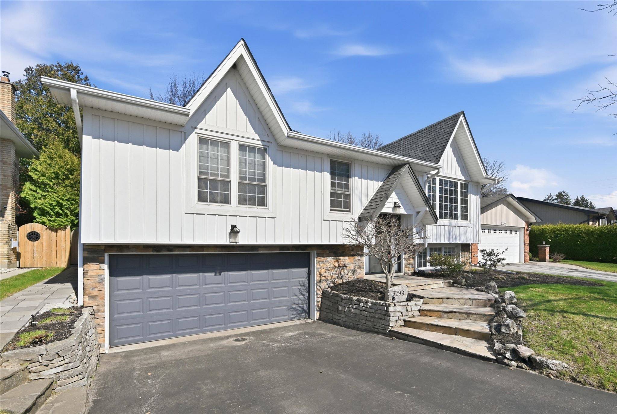 3299 Spruce AVE, Burlington, ON L7N 1J5