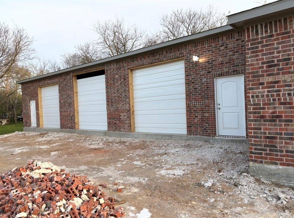 3350 Balomede Street, Lancaster, TX 75134